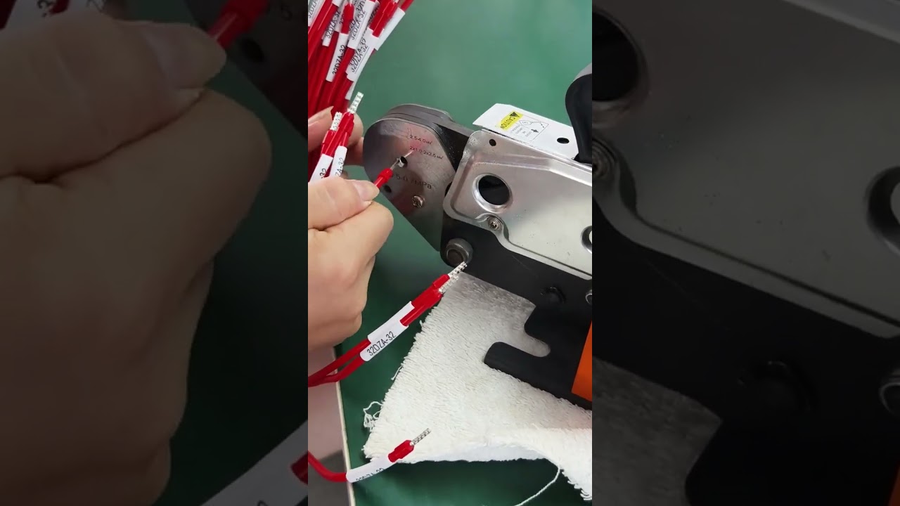 Efficient Crimping AM6 4 Pneumatic Tube Terminal Crimping Machine #factory #machine