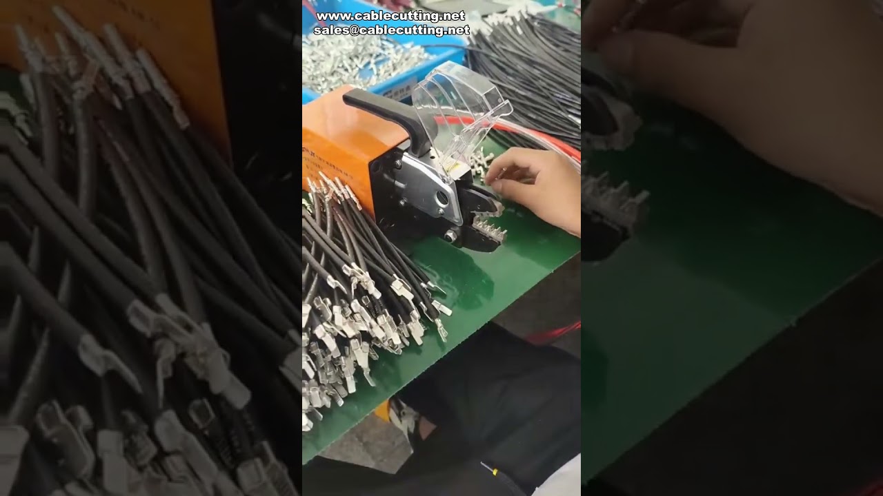 AM 10 Pneumatic Wire Crimper Factory Crimping in Action