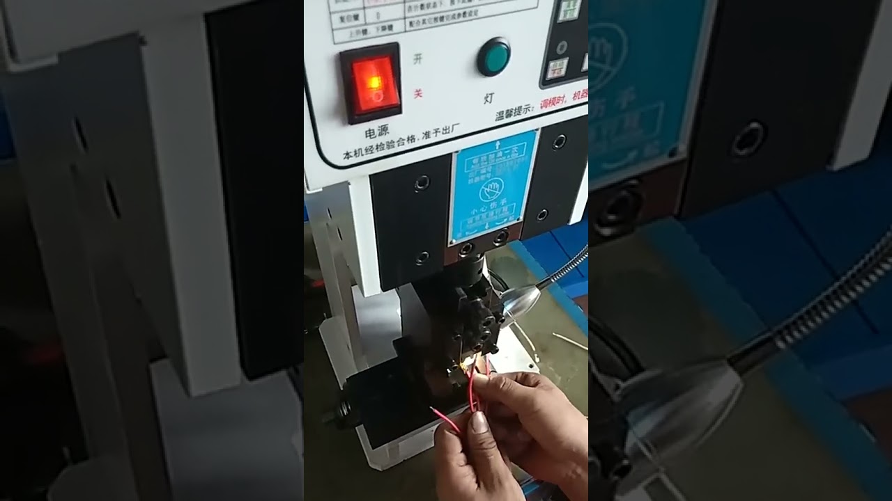 Halvautomatisk ultra-tyst terminalmaskin 1,5T för elkabelpressning, OTP-form anpassad